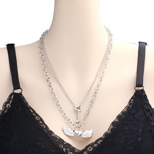 Collar con Colgante de Corazón y Alas de Ángel, Aleación de Zinc, Multicapa, Joyería de Moda para Mujer, Color Plateado - Product Image 1