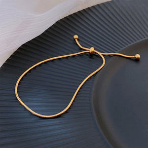 Tobillera de Cadena de Serpiente Ajustable de Acero Inoxidable con Revestimiento PVD para Mujer |   Impermeable, Hipoalergénico y Resistente a la Decoloración - Product Image 4
