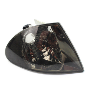 Clignotant d'angle droit indicateur de fumée de <span class=keywords><strong>voiture</strong></span> lentille de lampe 63136902766 remplacement pour BMW série 3 E46 quatre portes 1998-2001 - Product Image 1
