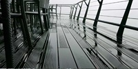 Planches de terrasse en bambou massif de qualité supérieure, design traditionnel, installation flottante, options de fixation par colle/clous/agrafes, utilisation extérieure pour parcs