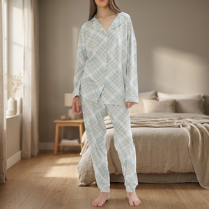 Pyjama avant boutonné pour femmes classiques Tissu de maillot de nuit confortable à taille élastique pour l'été - Product Image 3