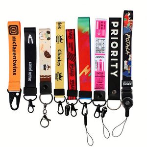 Llavero Personalizado con Logotipo Bordado para Auto o Moto, Correa Corta, Hebilla de Águila Premium, Cordón de Nylon y Poliéster para Muñeca - Product Image 2