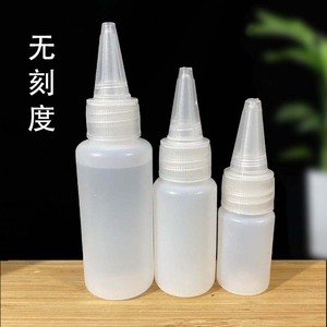 <b>Plastic</b> Bottle 50ml Pointed Nozzle Squeeze For Chemical <b>Packaging</b> Cylinder Shape Translucent - Product Image 3