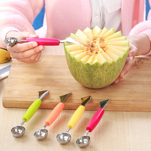 Coupe-melon double tête en acier inoxydable avec couteau ondulé pour la découpe de fruits et la préparation de tranches de pastèque – Ensemble d'outils - Product Image 1