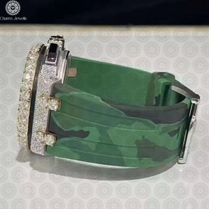 Montre de luxe en moissanite avec bracelet en caoutchouc et fabrication de bijoux de qualité professionnelle, disponible à la vente en gros - Product Image 3