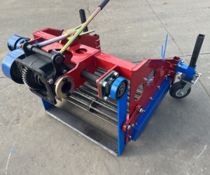 Machine de récolte multifonctionnelle chinoise pour tracteur à conducteur marchant : récolteuse d'arachides, de pommes de terre, d'ail et d'oignons - Product Image 3