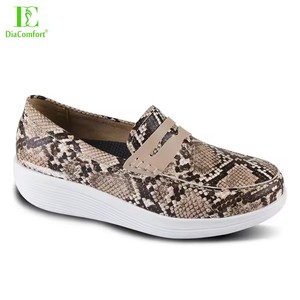 Diacomfort Nouveaux Mocassins Orthopédiques Antistatiques Respirants <span class=keywords><strong>pour</strong></span> <span class=keywords><strong>Hommes</strong></span> <span class=keywords><strong>Diabétiques</strong></span>, Style Tendance, <span class=keywords><strong>Chaussures</strong></span> Plates Décontractées de Printemps - Product Image 2