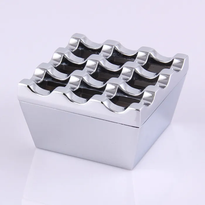 銀色の金属製の正方形の形9穴防風葉巻灰皿