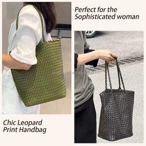 Sac fourre-tout tissé à la main en cuir de vache véritable pour femmes - Product Image 6