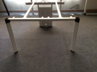 Table de travail et de réunion moderne pour 4 personnes, usage commercial et domestique, avec structure métallique – Mobilier de bureau