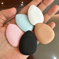 Prix usine beaucoup de couleur forme sans Latex doigt bouffée sec humide double usage visage doux coussin d'air Mini maquillage poudre bouffée éponge