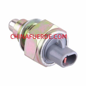 Interruptor de Luz de Reversa Toyota 84222-12010 para RAV4 Corolla, Repuesto para Auto - Product Image 1