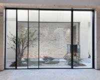 Puerta Corredera Exterior de Aluminio Multicarril con Vidrio Templado Resistente a Impactos, Aprobada para Huracanes en Florida, para Villas y Centros Comerciales