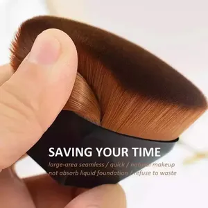 Nouveau Pinceau de Maquillage Magique, Pinceaux à Poudre et Fard à Joues, Pinceau Fond de Teint Professionnel Portable, Grand Pinceau Cosmétique Doux pour Base de Maquillage - Product Image 4