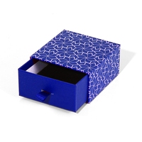 Fabricant de boîtes à bijoux, fournisseur d'emballages pour bagues et colliers, boîtes cadeaux en carton, papier, velours, plastique, personnalisables
