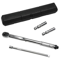 Ensemble d'outils automobiles 4 pièces : clé dynamométrique et jeu de douilles pour bougies d'allumage