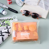 Ensemble de 6 flacons de voyage portables de 30 ml, flacons à pompe pour liquides cosmétiques rechargeables, kit avec sac de toilette transparent pour avion