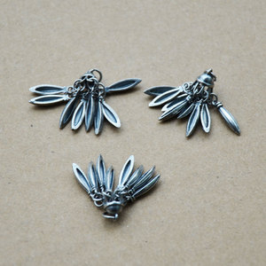Silver Feather Tassel Charm <b>28mm</b> For Necklace Making Jewelry Findings - Product Image 3
