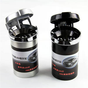Cenicero para Auto Personalizado con Logotipo Personalizado, con Luz LED, Fácil de Abrir, Desmontable - Product Image 1