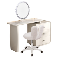 Coiffeuse blanche moderne avec 3 tiroirs, plateau en verre et chaise roulante, ensemble de coiffeuse avec miroir ovale décoratif pour chambre à coucher
