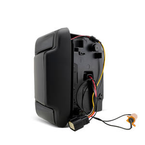 Jeep Wrangler JL Luces traseras LED multifuncionales Diseño de flecha dinámica EE. UU. o Euro Negro ahumado 12V 50000 horas de vida útil 8W - Product Image 4