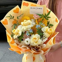 Nouveauté 2026 Papier d'emballage en forme de cœur Papier d'emballage en feuille nacrée pour la fête des mères Diplôme Bouquet Papier d'emballage