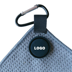 Échantillon Gratuit : Serviette de Nettoyage de Balle de Golf Personnalisée en Microfibre Gaufrée Magnétique avec Logo - Product Image 3