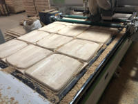 Routeur CNC à 3 axes pour le bois avec 2 broches et 4 stations pour la sculpture, la gravure et le fraisage de sièges de chaise en bois