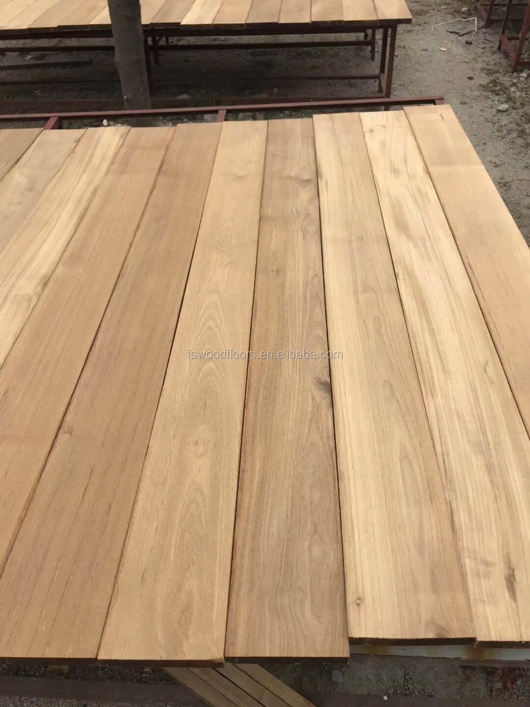 Natuurlijke Teak Outdoor Hardhout Terrasplanken Outdoor Houten Vloer Voor Tuin Homestay Houten Vloer Balkon Houten Vloer