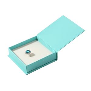 กล่องใส่เครื่องประดับแบบพลิกแม่เหล็ก กล่องของขวัญเครื่องประดับระดับไฮเอนด์ กล่องใส่แหวนพร้อมโลโก้สั่งทำ ขายส่ง - Product Image 4