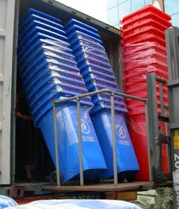Bidone per Rifiuti Urbani da Esterno in HDPE Certificato EN840, 20L-1100L, con Ruote e Coperchio per Raccolta Automatizzata - Product Image 5