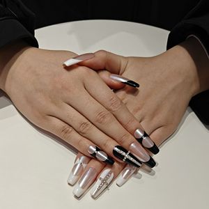 เล็บปลอมทรงโลงศพสีดำและสีขาวจากแบรนด์ Muhaha Trend Design - Product Image 6