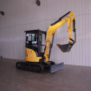 Mini-excavatrice sur chenilles de 4 tonnes avec moteur diesel et composants Hengli, garantie 1 an, excavatrice compacte pour travaux lourds - Product Image 3