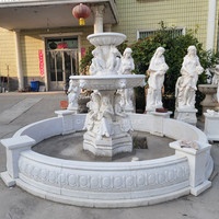Fontaine en marbre blanc naturel de grande taille pour la décoration extérieure de la maison, avec statue de femme et de cheval