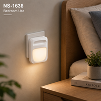 Lampes de nuit LED à détecteur de mouvement, prise EU, lumière de placard à intensité variable, pour bébé, chevet, chambre, couloir, lampe de nuit sans fil