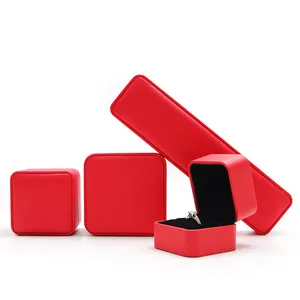 SUNDO थोक कस्टम लोगो लाल चमड़े के गहने पैकिंग बॉक्स लटकन अंगूठी आभूषण उपहार बॉक्स