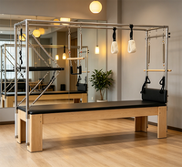Appareil de Pilates professionnel Cadillac Reformer Combo en érable noir et cuir PU avec ressorts allemands 2530*780*2000mm pour studio