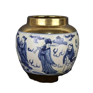 แจกันเครื่องลายครามจีนโบราณ ลายแปดเทพ ลงสีน้ำเงิน ขาว และทอง - Product Image 1