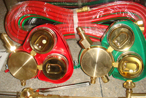 Regulador de Cilindro de Alta Resistencia SR450D JGR-49A, Cubierta de Latón y Acero, Entrada Máxima 20000 Kpa, Salida 1000 Kpa, CGA540, Tuerca, China - Product Image 4