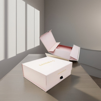 Boîte rigide pliable magnétique de luxe pour l'expédition à plat, emballage pour vêtements et chaussettes, matériaux recyclés, couleur personnalisable, carton