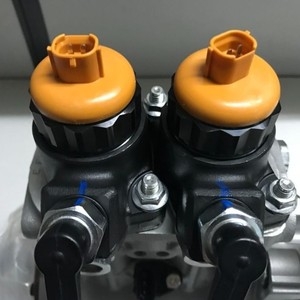 Inyector de Combustible 0940000601 para Motor Komatsu SAA6D170 Refrigerado por Agua, Arranque Eléctrico, Aplicable a Excavadora D375A 5 - Product Image 1