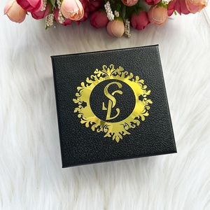 Venta al por mayor <span class=keywords><strong>de</strong></span> pegatinas holográficas <span class=keywords><strong>de</strong></span> alta calidad etiquetas <span class=keywords><strong>de</strong></span> embalaje decorativas <span class=keywords><strong>fácil</strong></span> <span class=keywords><strong>de</strong></span> despegar logotipo 3D holograma pegatinas <span class=keywords><strong>de</strong></span> transferencia UV - Product Image 3