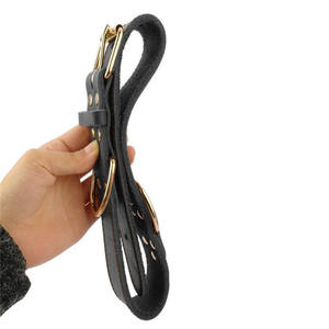 Collar de perro moderno de cuero con nombre personalizado y adornos de tachuelas - Product Image 5