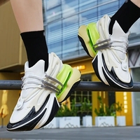 Vente Chaude Très Populaire, Nouvelle Marque Tendance, Chaussures de Couple, Chaussures de Sport pour Homme, Chaussures Décontractées à Semelle Épaisse Amortissante à Coussin d'Air pour Homme
