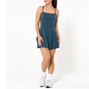 Robe <span class=keywords><strong>de</strong></span> <span class=keywords><strong>tennis</strong></span> unie avec logo personnalisé jupe <span class=keywords><strong>de</strong></span> sport coupe ajustée avec <span class=keywords><strong>short</strong></span> à séchage rapide jupe <span class=keywords><strong>de</strong></span> <span class=keywords><strong>tennis</strong></span> bleue sexy robe <span class=keywords><strong>de</strong></span> golf pour femmes - Product Image 3