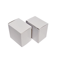Boîtes rigides en carton blanc 350 g/m² personnalisées de haute qualité en matériaux recyclés avec laminage mat et fermeture magnétique pour rouge à lèvres