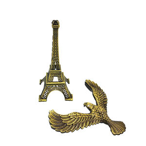 Decoración de <span class=keywords><strong>Águila</strong></span> de la Torre Eiffel de París, Adorno de Metal Antiguo Personalizado, Adorno de Animales de Peltre de Francia, Recuerdo de Viaje - Product Image 4