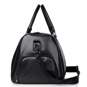 Sac de voyage en cuir en gros, motif gaufré, personnalisable, bandoulière réglable, poignée supérieure, imperméable, polyester durable - Product Image 3