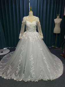 Robe de mariée moderne de luxe sexy en dentelle florale drapée avec appliques, prix d'usine, nouvelle collection - Product Image 2