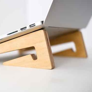 Flexibler faltbarer Holz ständer halter für alle Laptop typen